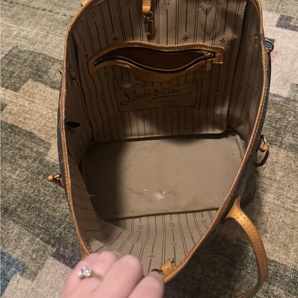 Authentic Louis Vuitton Neverfull MM -well loved - Picture 4 of 6